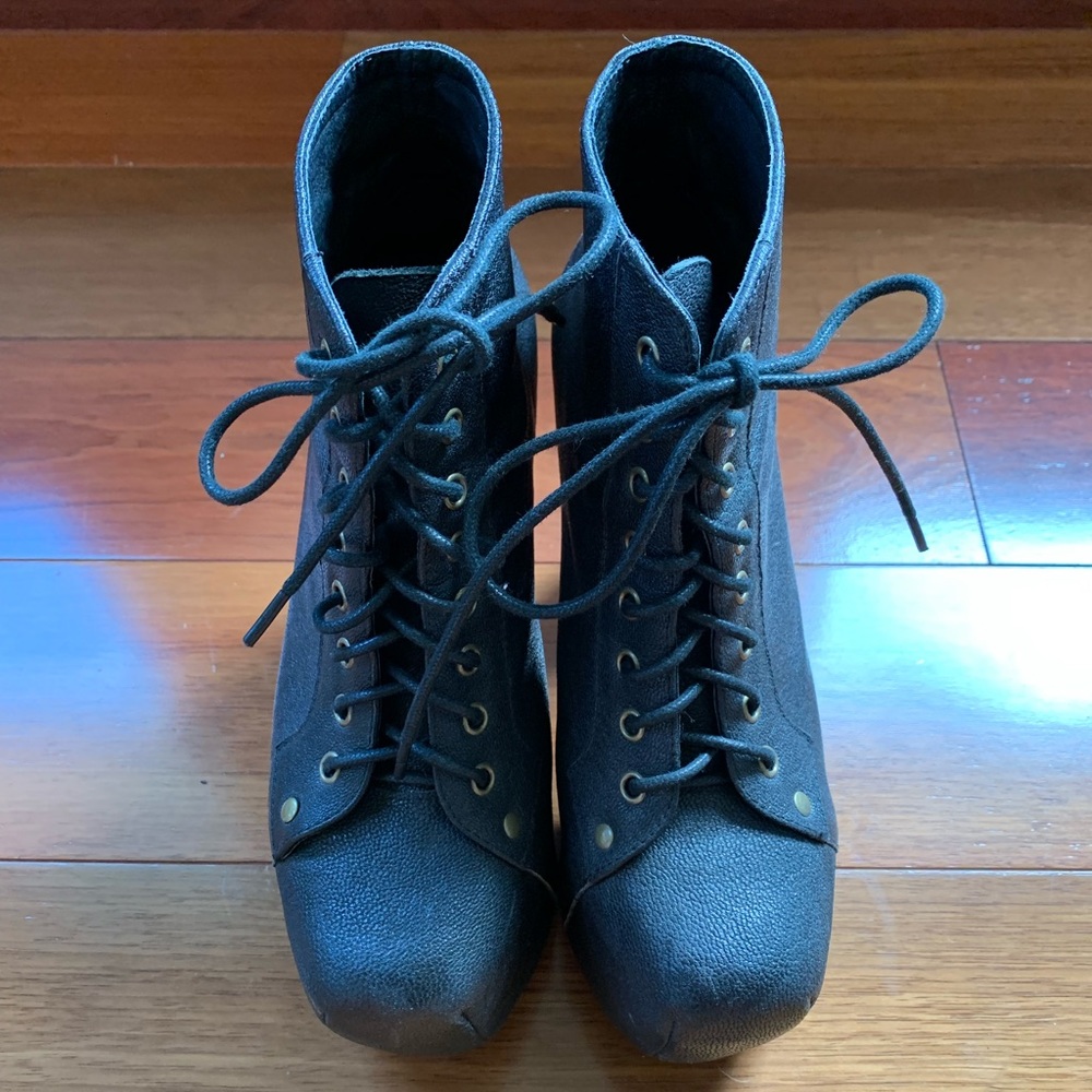 Platforms - Picture 2 of 5